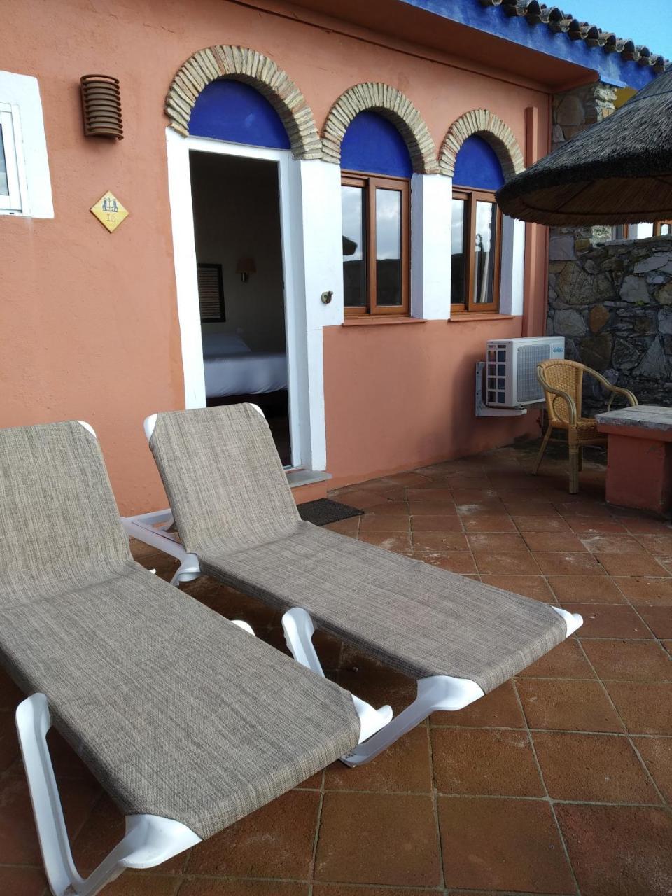 Beach Hotel Dos Mares Тарифа Экстерьер фото