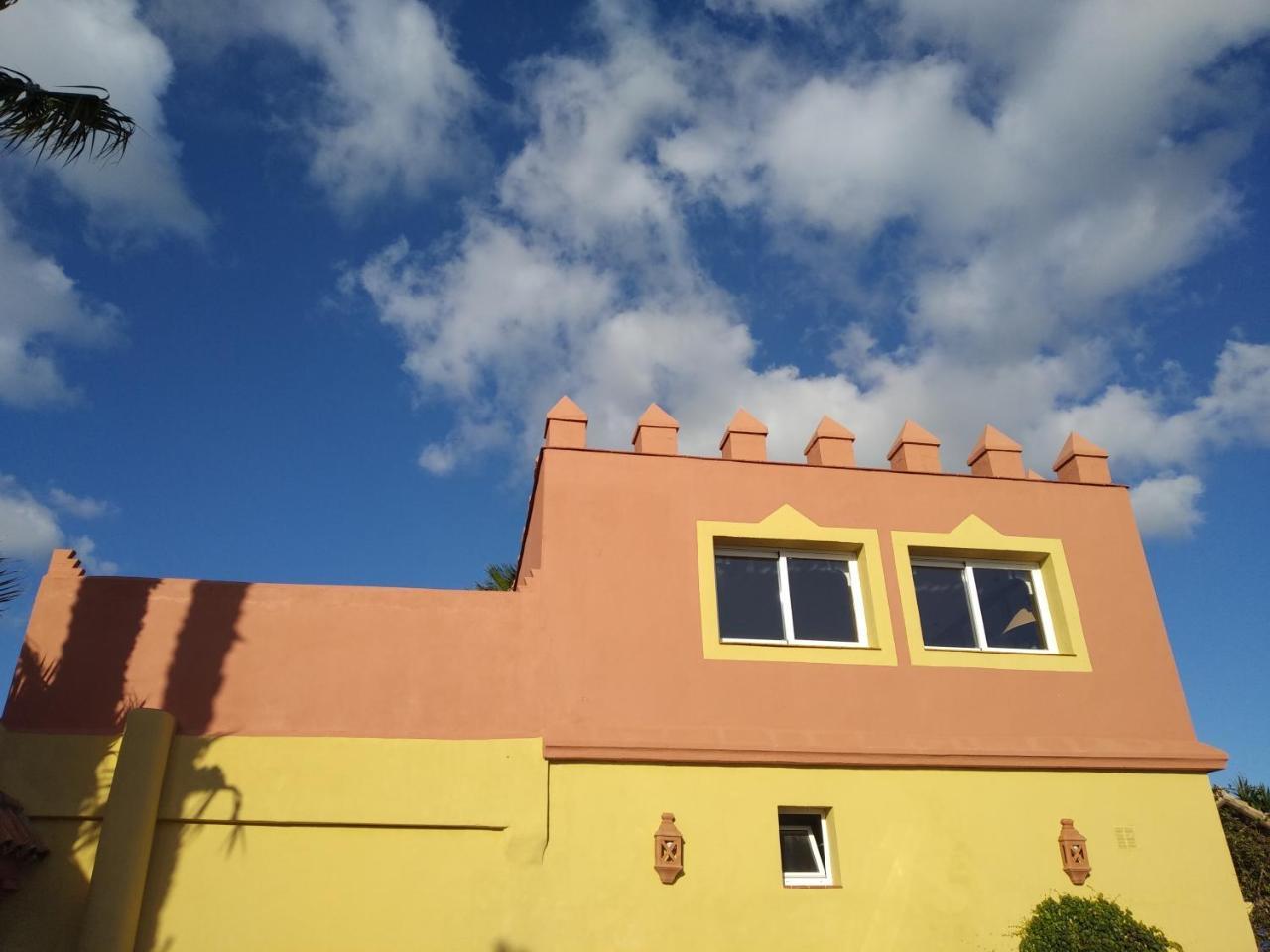 Beach Hotel Dos Mares Тарифа Экстерьер фото